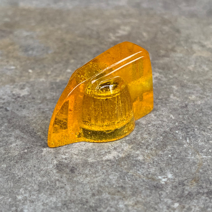 Deco-Wedge Knob with Set Screw - Honey Amber