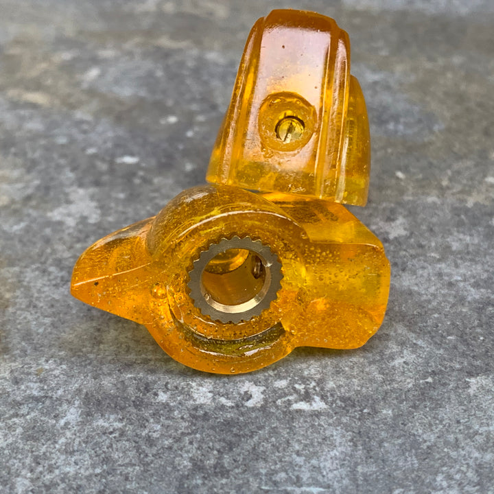 Deco-Wedge Knob with Set Screw - Honey Amber